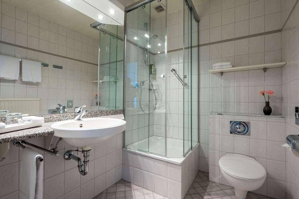 Hotel An Der Gruga Ессен Номер фото