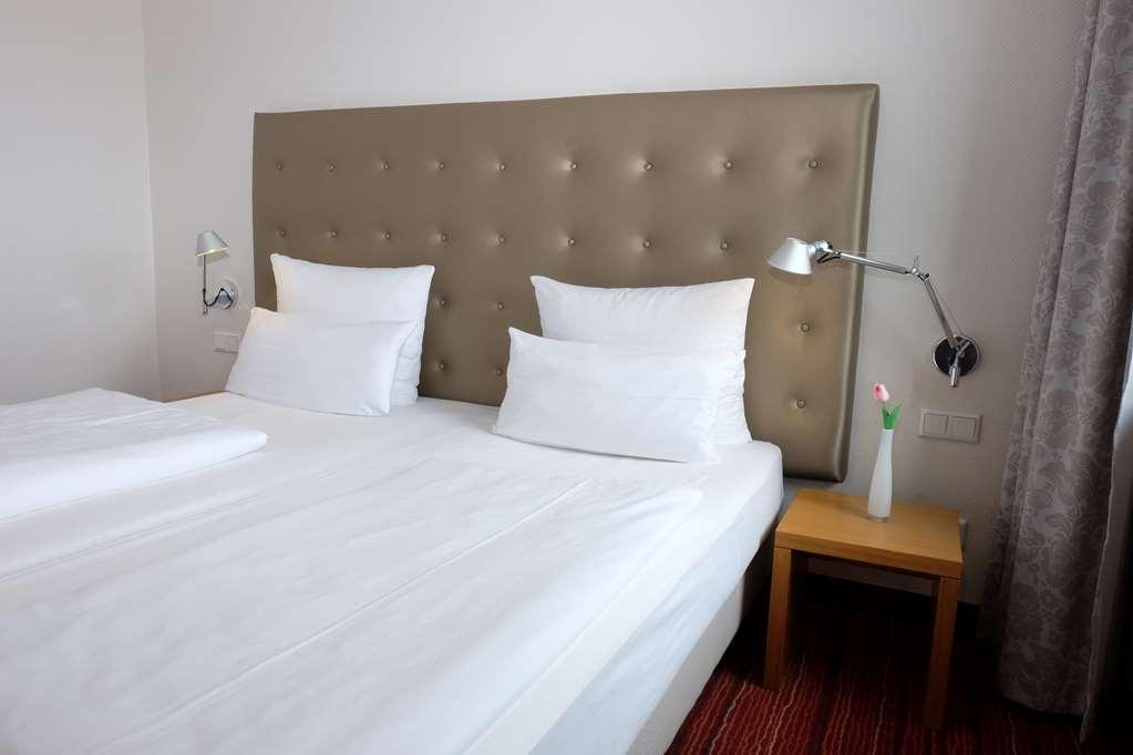 Hotel An Der Gruga Ессен Номер фото